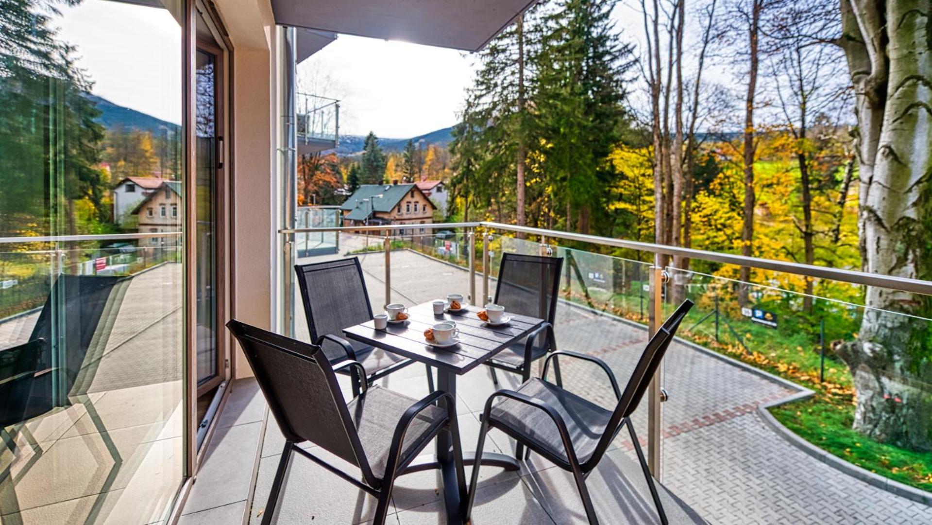Apartamenty Z Basenem I Saunami Stone Hill Resort Vip Centrum By Royal Aparts Szklarska Poreba Bagian luar foto